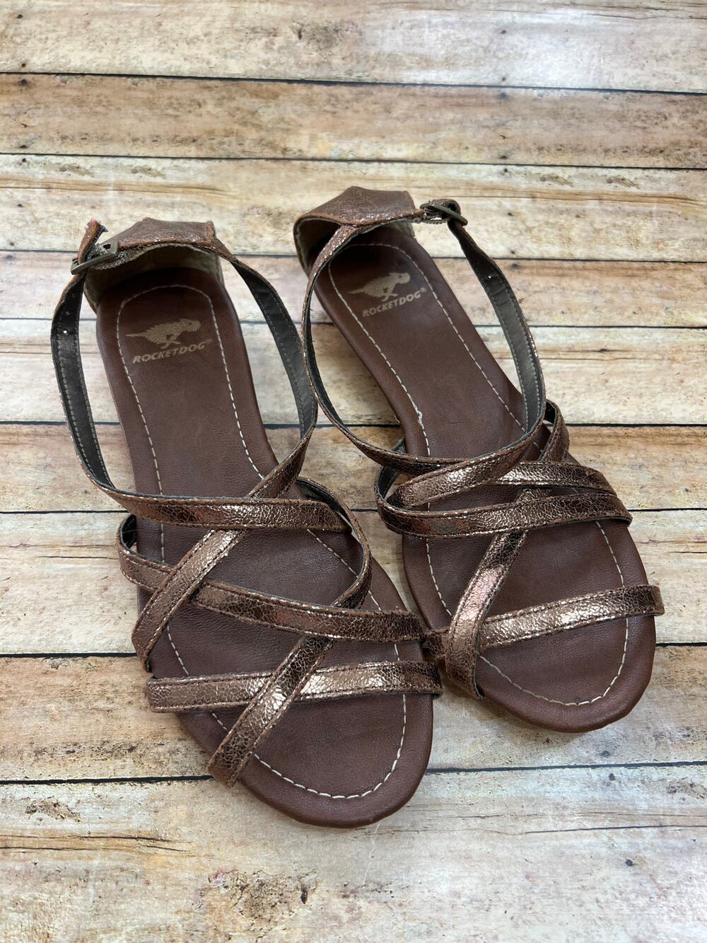 Rocket Dog Women's Metallic Brown Bronze Strappy Joy Sandals Size 8m